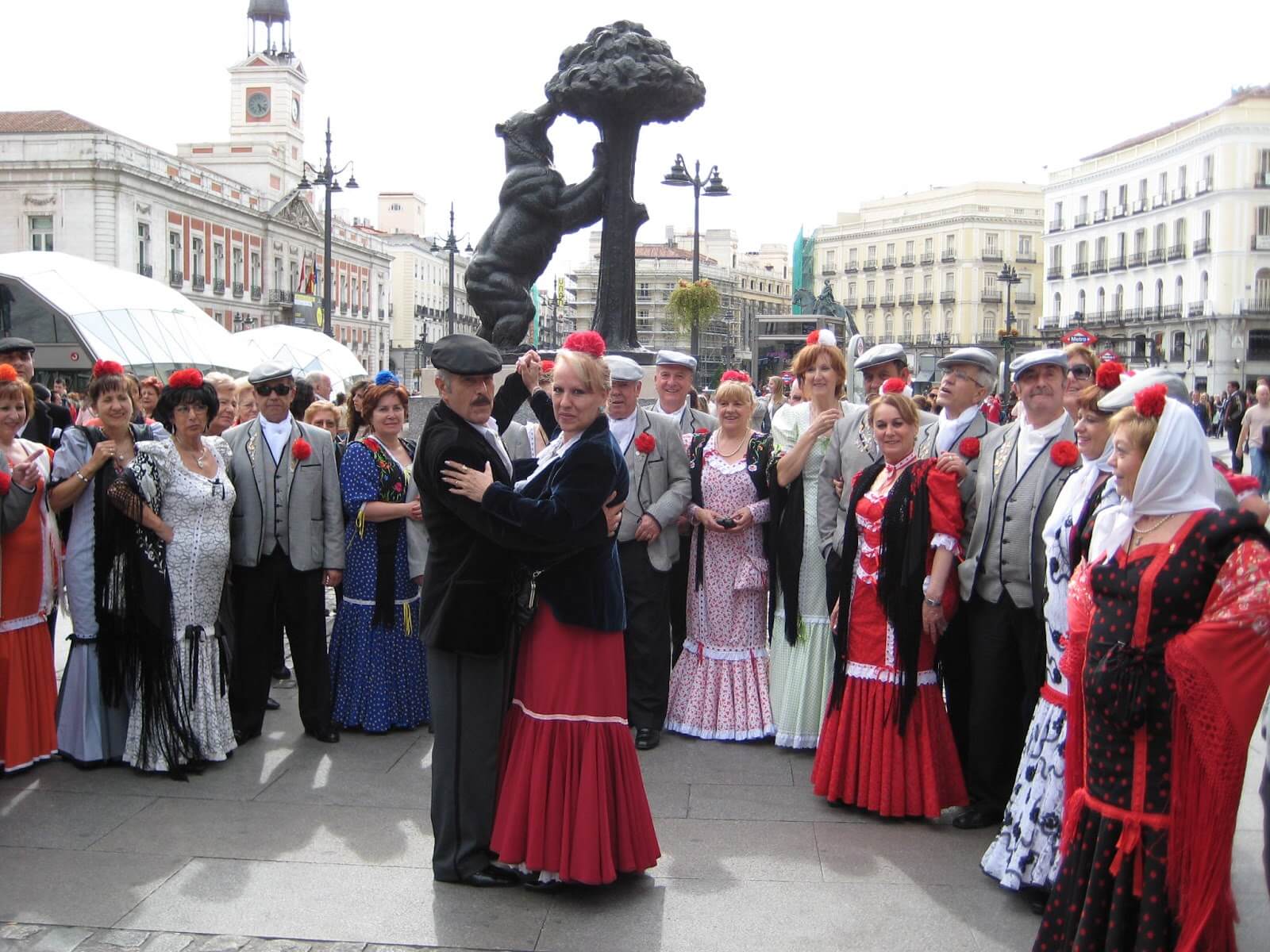 Chulapos na Puerta del Sol