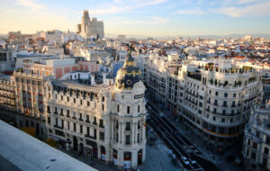 View of the Metrópoli building and of the Gran Vía of Madrid