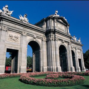 Puerta de Alcalá, Madrid